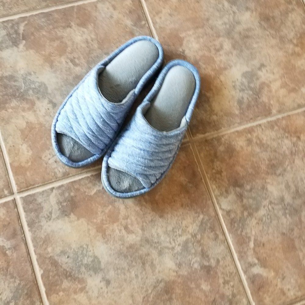 Slippers